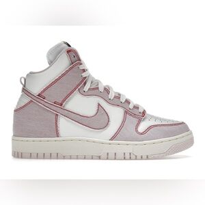 Nike Dunk High 1985 'Barely Rose'
Men’s 7
Womens 8.5